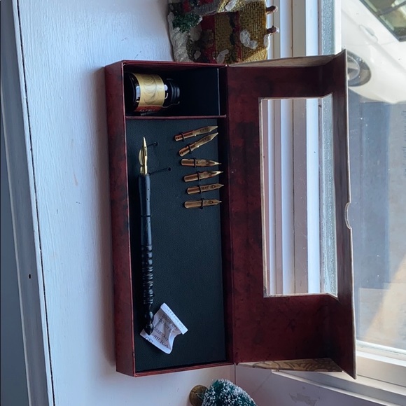 Feather Pen Set - Picture 2 of 2